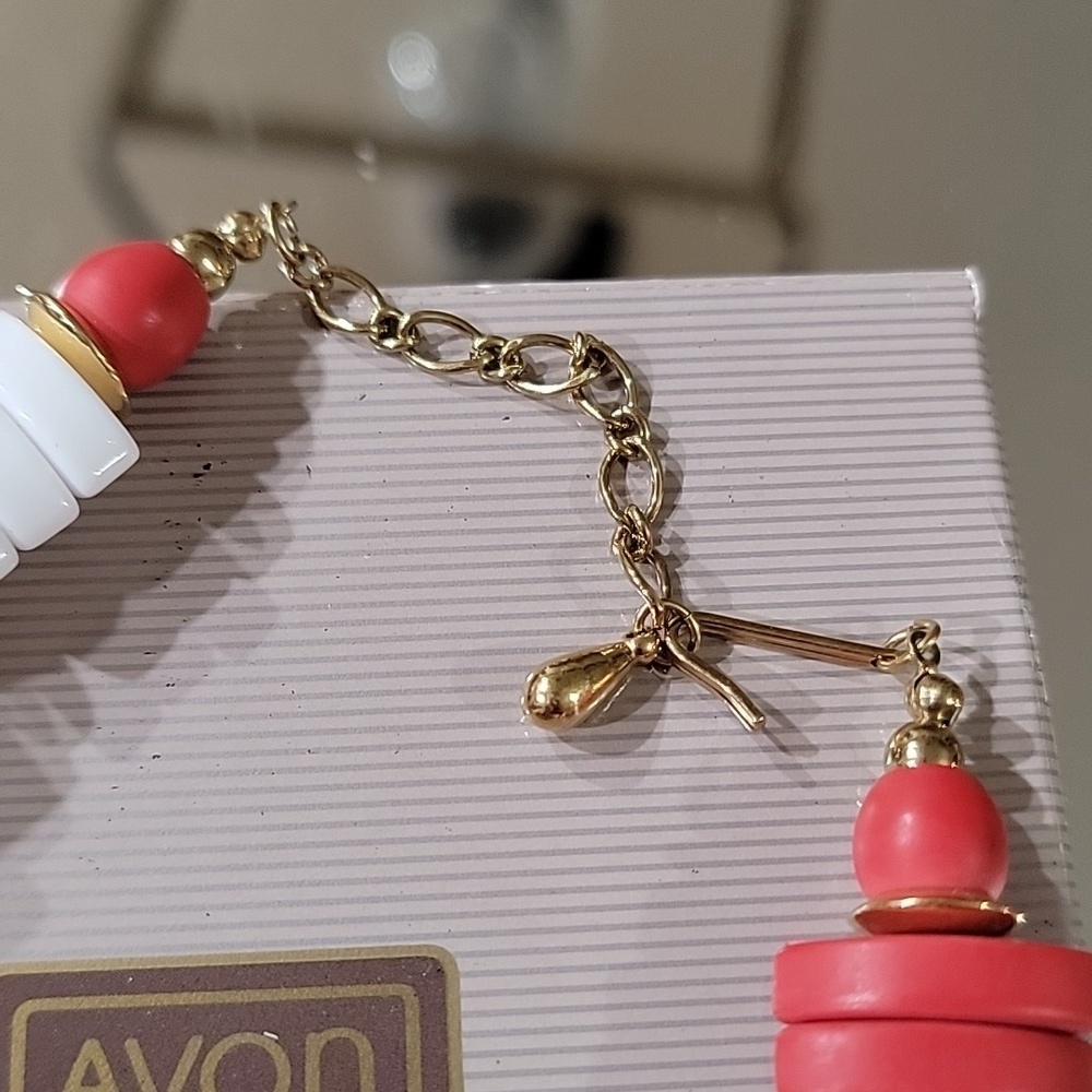 Avon Red White Chunky Spectator Vintage Necklace - Picture 3 of 8
